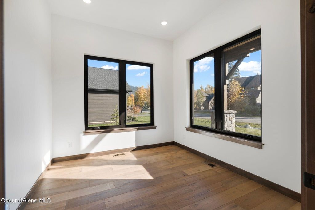 11 Alpenrose Ln, Sandpoint, ID 83864 photo 14