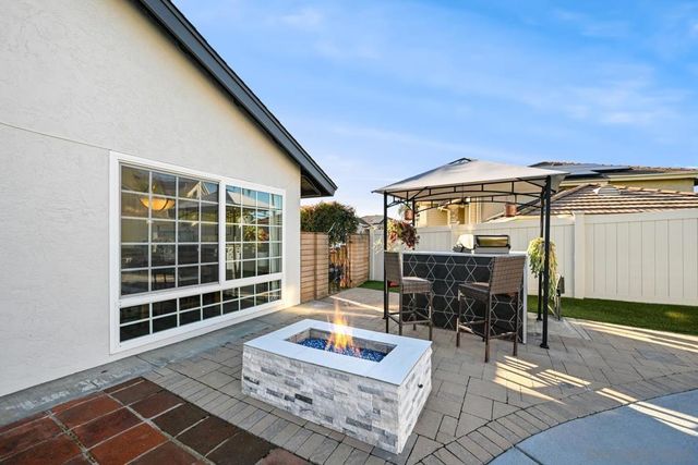 11450 Cabela Pl, San Diego, CA 92127