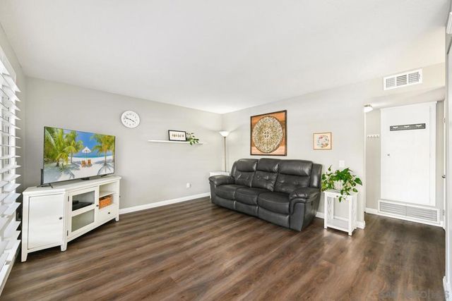 11450 Cabela Pl, San Diego, CA 92127