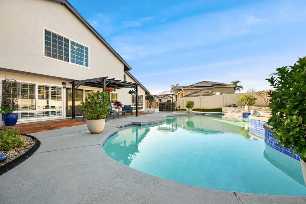 11450 Cabela Pl, San Diego, CA 92127