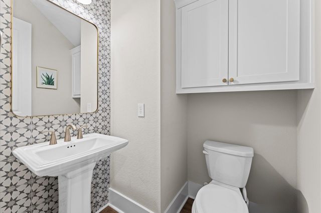 2513 Eason Lane, Houston, TX 77008