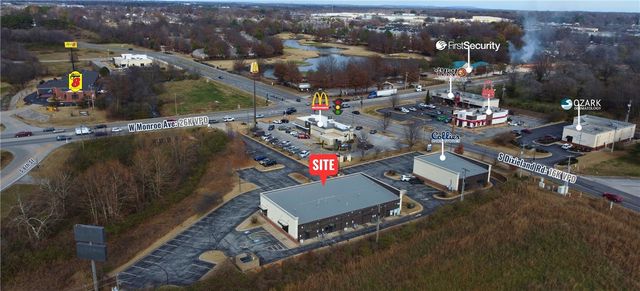 507 W Monroe Avenue A, Lowell, AR 72745