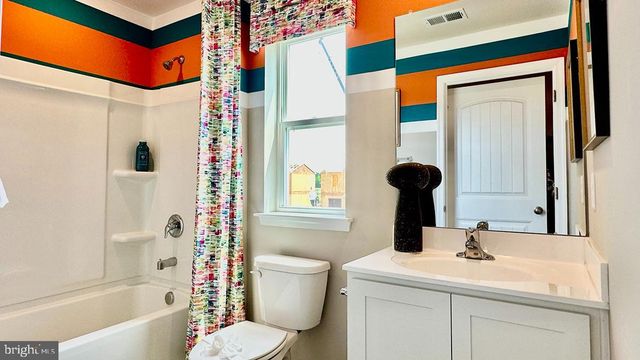 1316 FAIRVIEW LN, Salisbury, MD 21801
