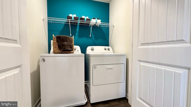 1316 FAIRVIEW LN, Salisbury, MD 21801