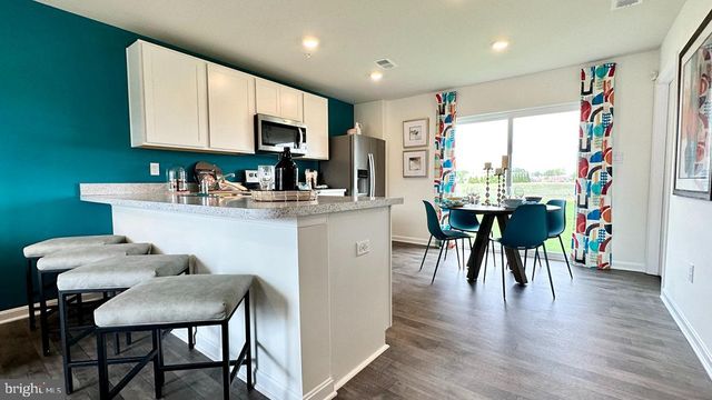 1316 FAIRVIEW LN, Salisbury, MD 21801