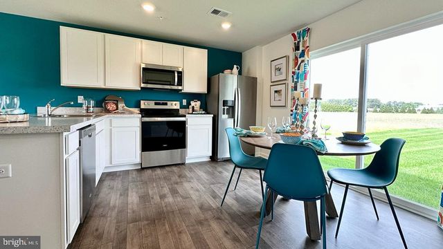 1316 FAIRVIEW LN, Salisbury, MD 21801