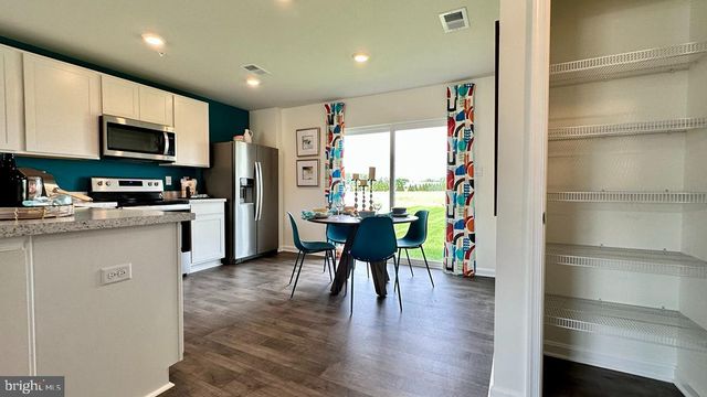 1316 FAIRVIEW LN, Salisbury, MD 21801