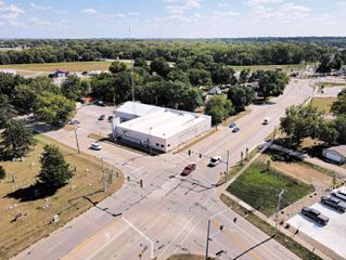 1657 Falls Avenue, Waterloo, IA 50701