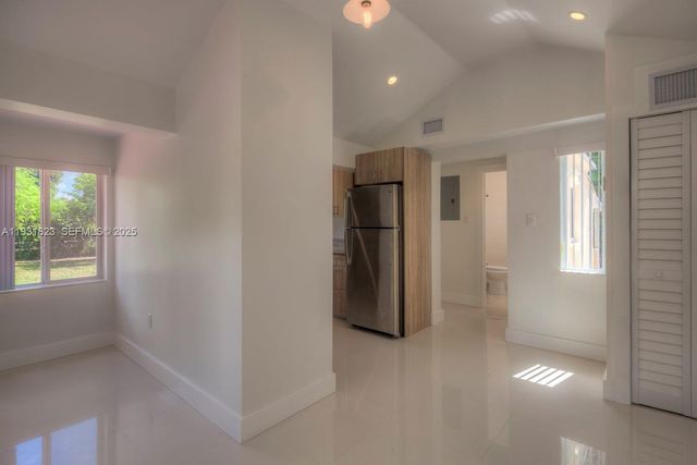 14935 NE 11th Ct 1, Miami, FL 33161