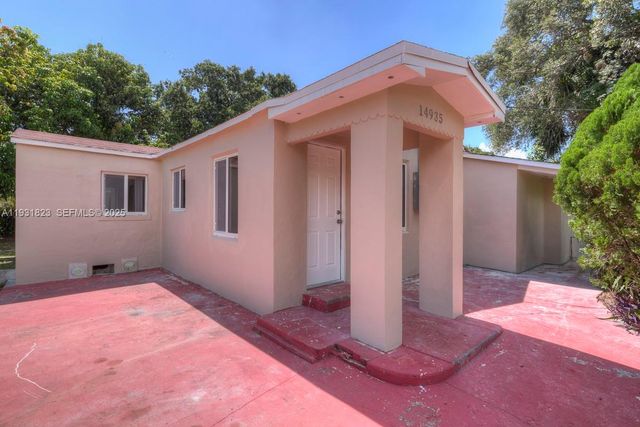 14935 NE 11th Ct 1, Miami, FL 33161