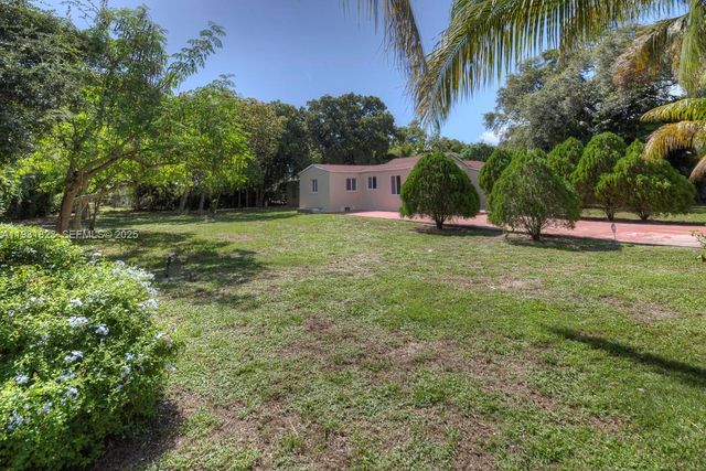 14935 NE 11th Ct 1, Miami, FL 33161