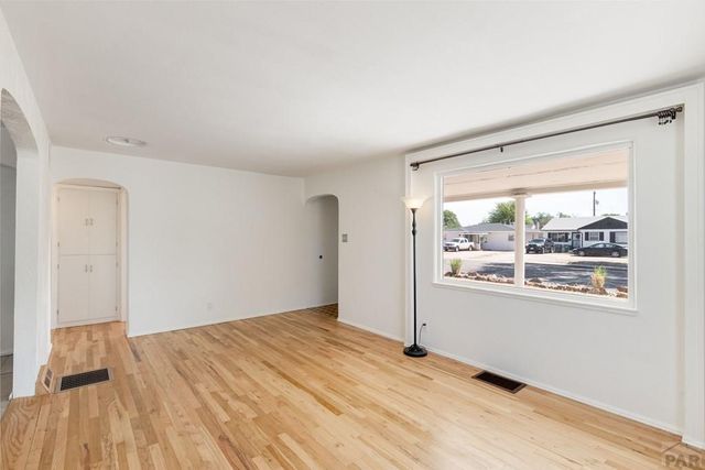 633 S Prairie Ave, Pueblo, CO 81005