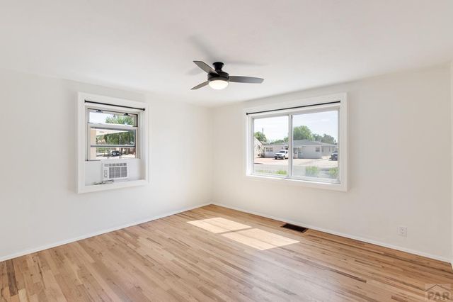 633 S Prairie Ave, Pueblo, CO 81005