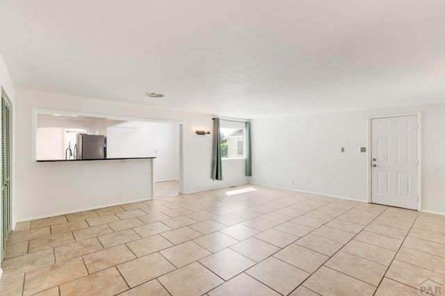 633 S Prairie Ave, Pueblo, CO 81005