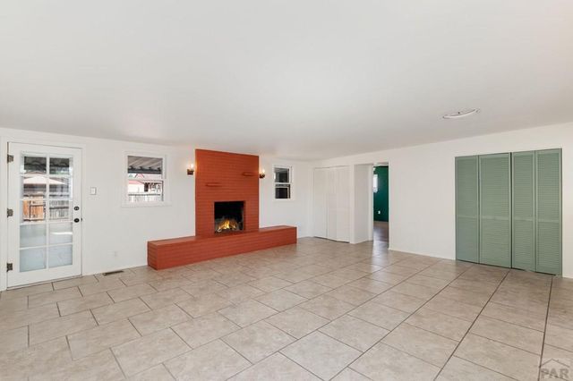 633 S Prairie Ave, Pueblo, CO 81005