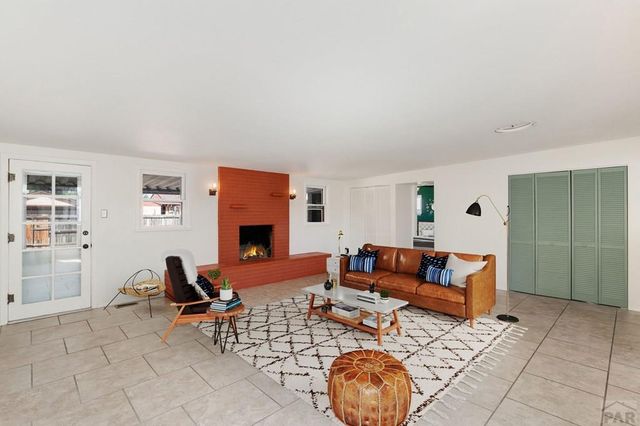 633 S Prairie Ave, Pueblo, CO 81005