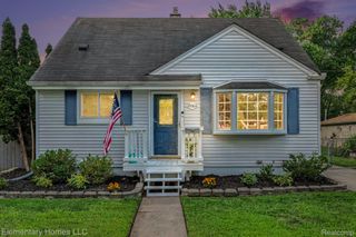 23504 Beverly Street, St. Clair Shores, MI 48082