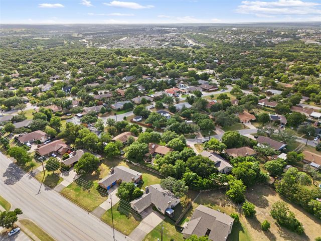 111 Spanish Oak CIR, Georgetown, TX 78628