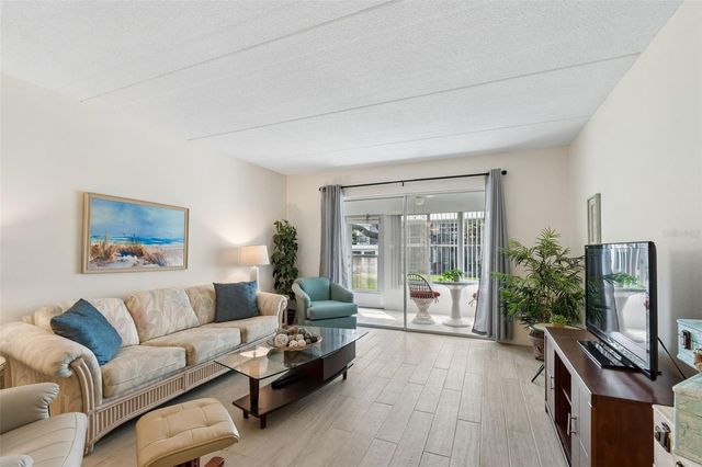 2944 W BAY DRIVE 106, Belleair Bluffs, FL 33770
