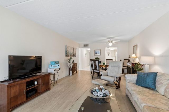 2944 W BAY DRIVE 106, Belleair Bluffs, FL 33770