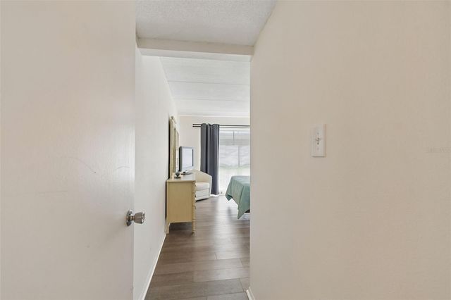 2944 W BAY DRIVE 106, Belleair Bluffs, FL 33770