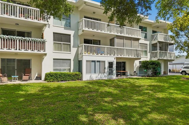 2944 W BAY DRIVE 106, Belleair Bluffs, FL 33770