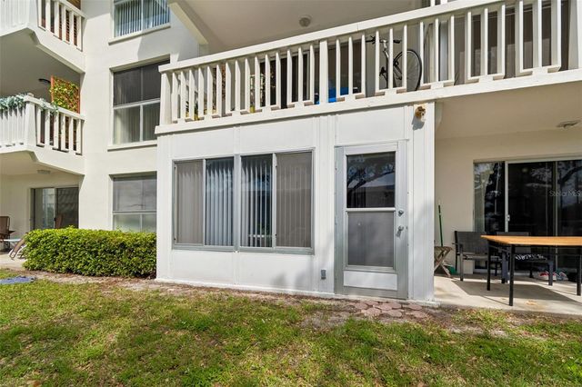2944 W BAY DRIVE 106, Belleair Bluffs, FL 33770