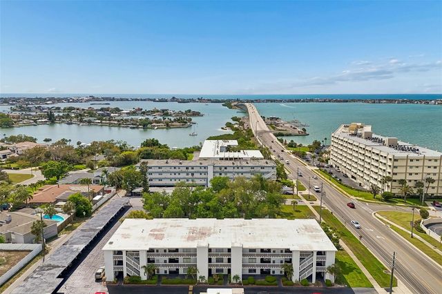 2944 W BAY DRIVE 106, Belleair Bluffs, FL 33770