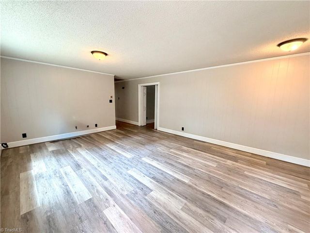 4505 US Highway 21, Hamptonville, NC 27020