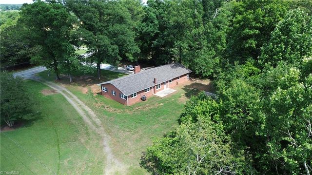 4505 US Highway 21, Hamptonville, NC 27020