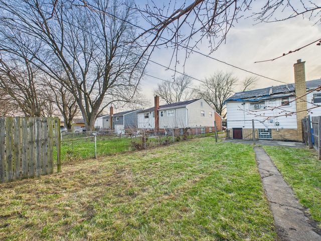 11637 S Racine Avenue, Chicago, IL 60643