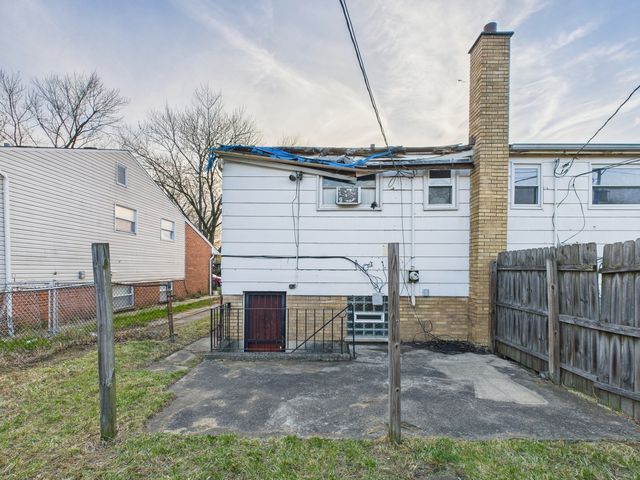 11637 S Racine Avenue, Chicago, IL 60643