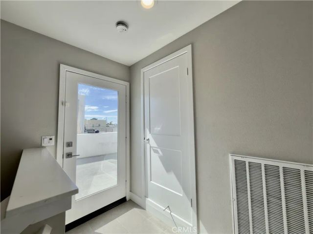 977 E Mason Lane 116, Anaheim, CA 92805