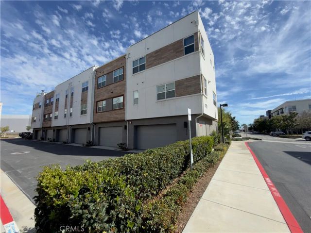 977 E Mason Lane 116, Anaheim, CA 92805