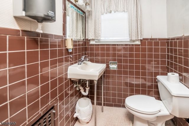 417 W Blackwell St, Dover Town, NJ 07801