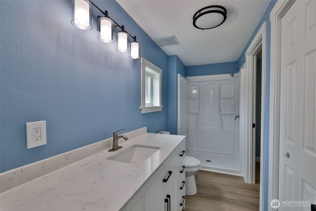 110 E Frank Avenue, Westport, WA 98595