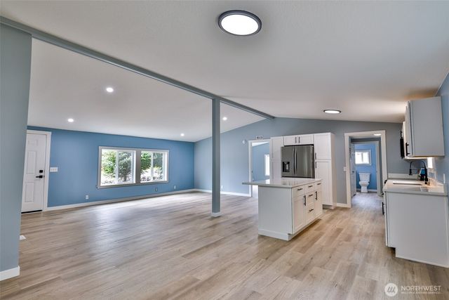 110 E Frank Avenue, Westport, WA 98595