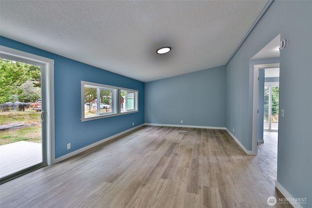 110 E Frank Avenue, Westport, WA 98595