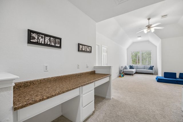 14 Guinevere Place, The Woodlands, TX 77384