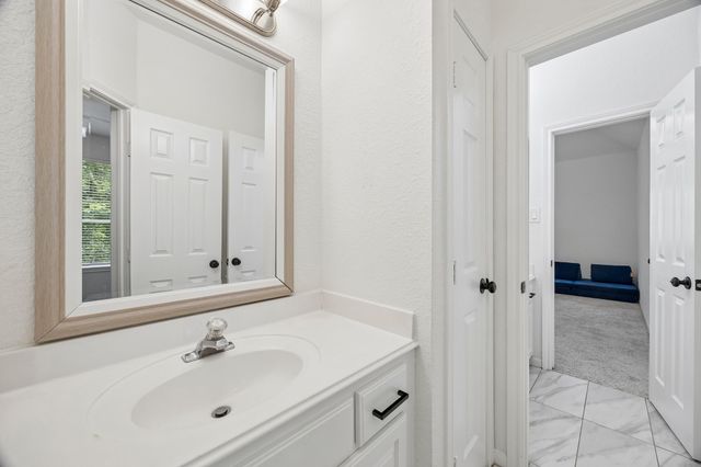 14 Guinevere Place, The Woodlands, TX 77384