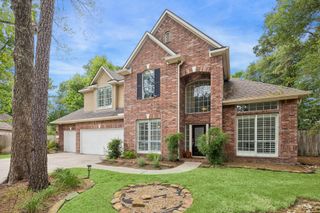 14 Guinevere Place, The Woodlands, TX 77384