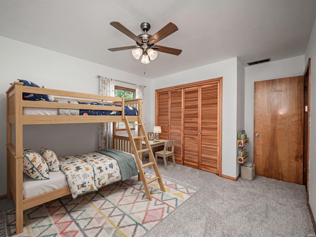 1300 Harriett Street, Mount Vernon, IN 47620