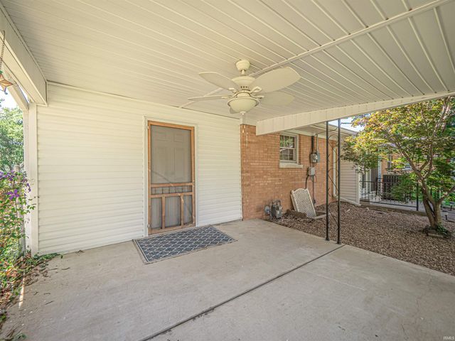 1300 Harriett Street, Mount Vernon, IN 47620