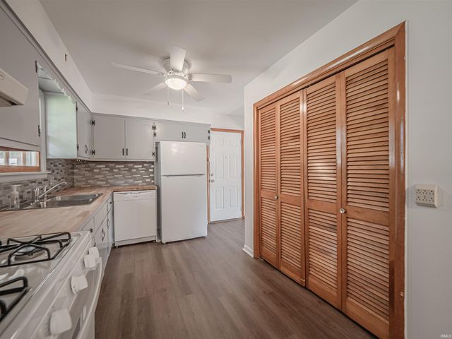 1300 Harriett Street, Mount Vernon, IN 47620