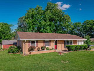 1300 Harriett Street, Mount Vernon, IN 47620