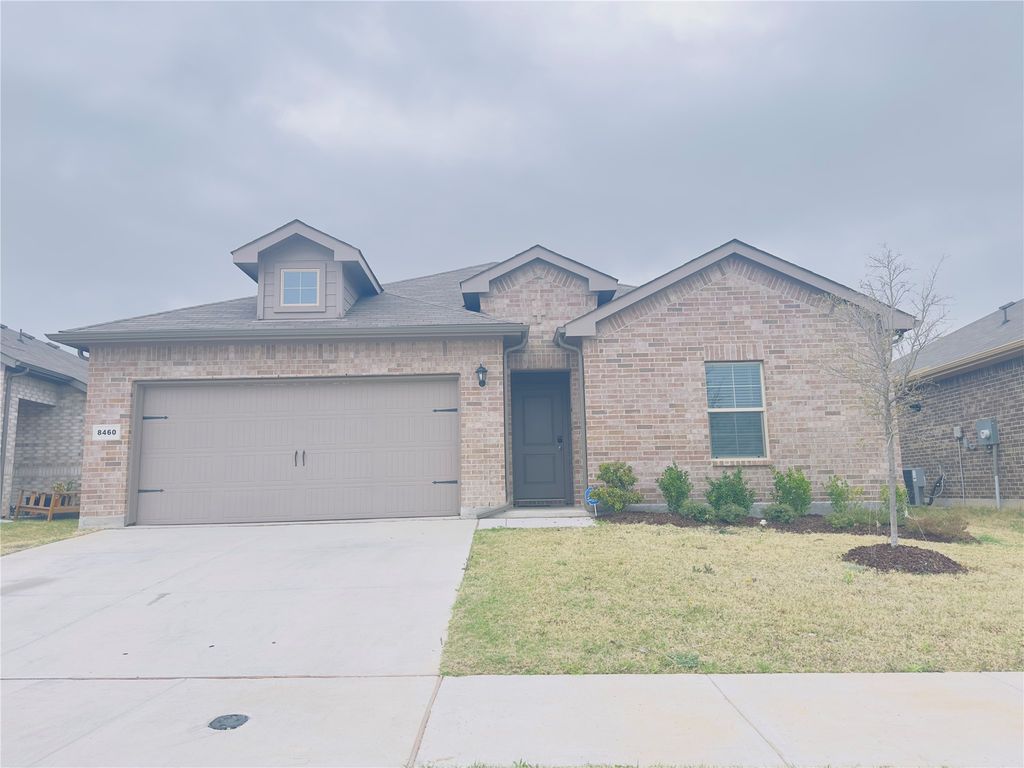 8460 Big Apple Drive, Fort Worth, TX 76179