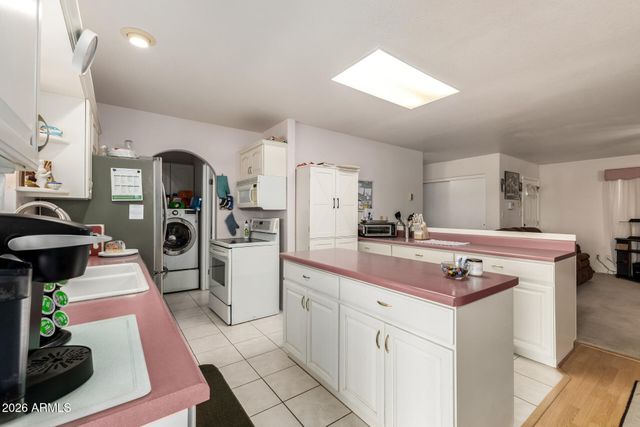 41625 W HIGHWAY 60 89 Avenue, Morristown, AZ 85342