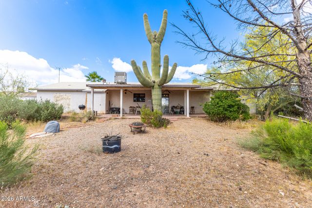 41625 W HIGHWAY 60 89 Avenue, Morristown, AZ 85342