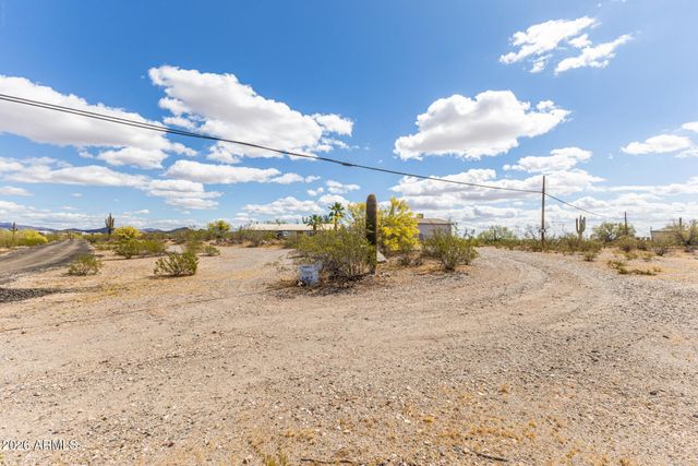 41625 W HIGHWAY 60 89 Avenue, Morristown, AZ 85342