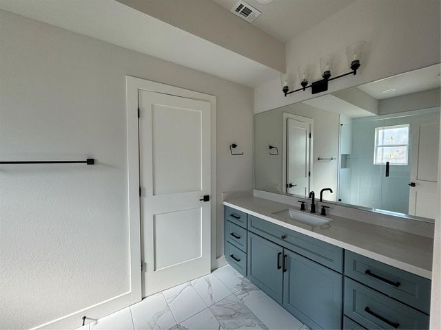 3604 Dennis Street, Houston, TX 77004